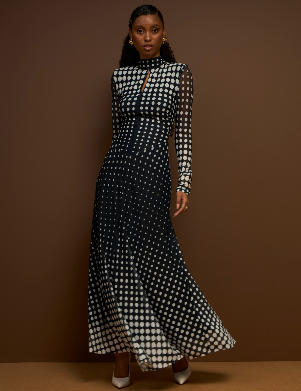 Vestido Longo de Poás em Tule - Main Image