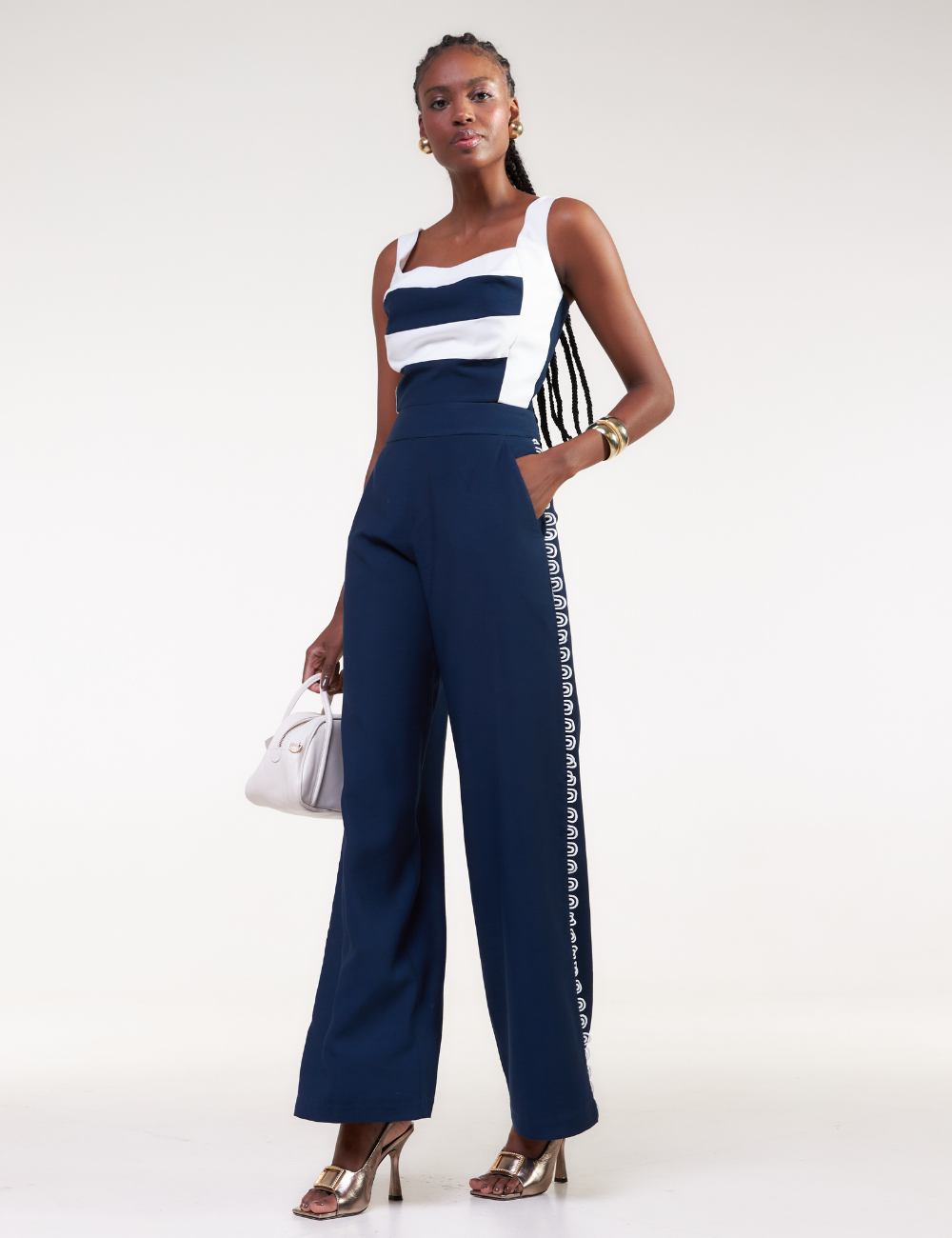 Calça Reta Azul Marinho com Renda