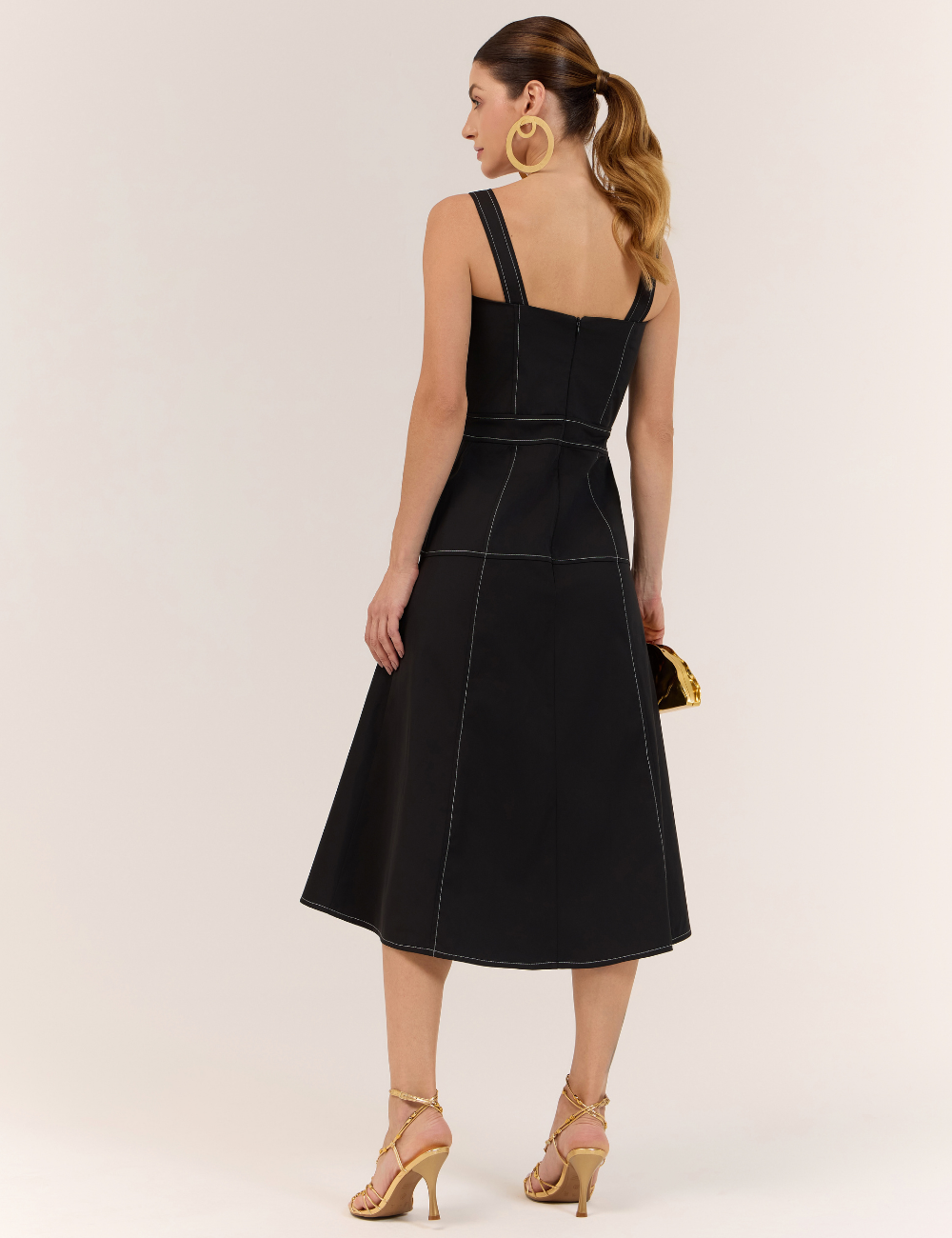 Vestido Midi Preto Pespontado