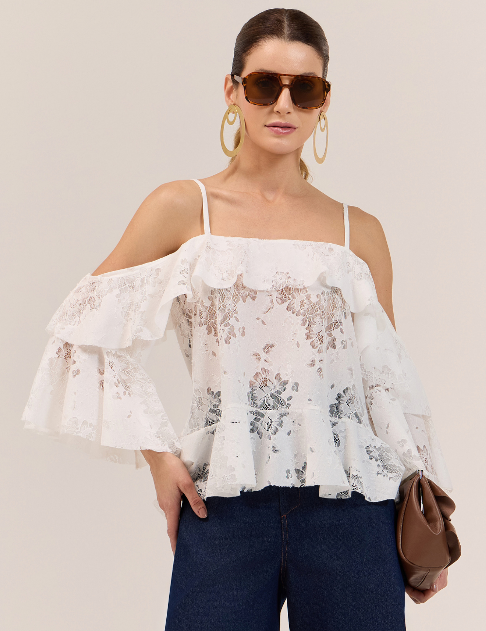 Blusa Off White com Alcinhas em Renda
