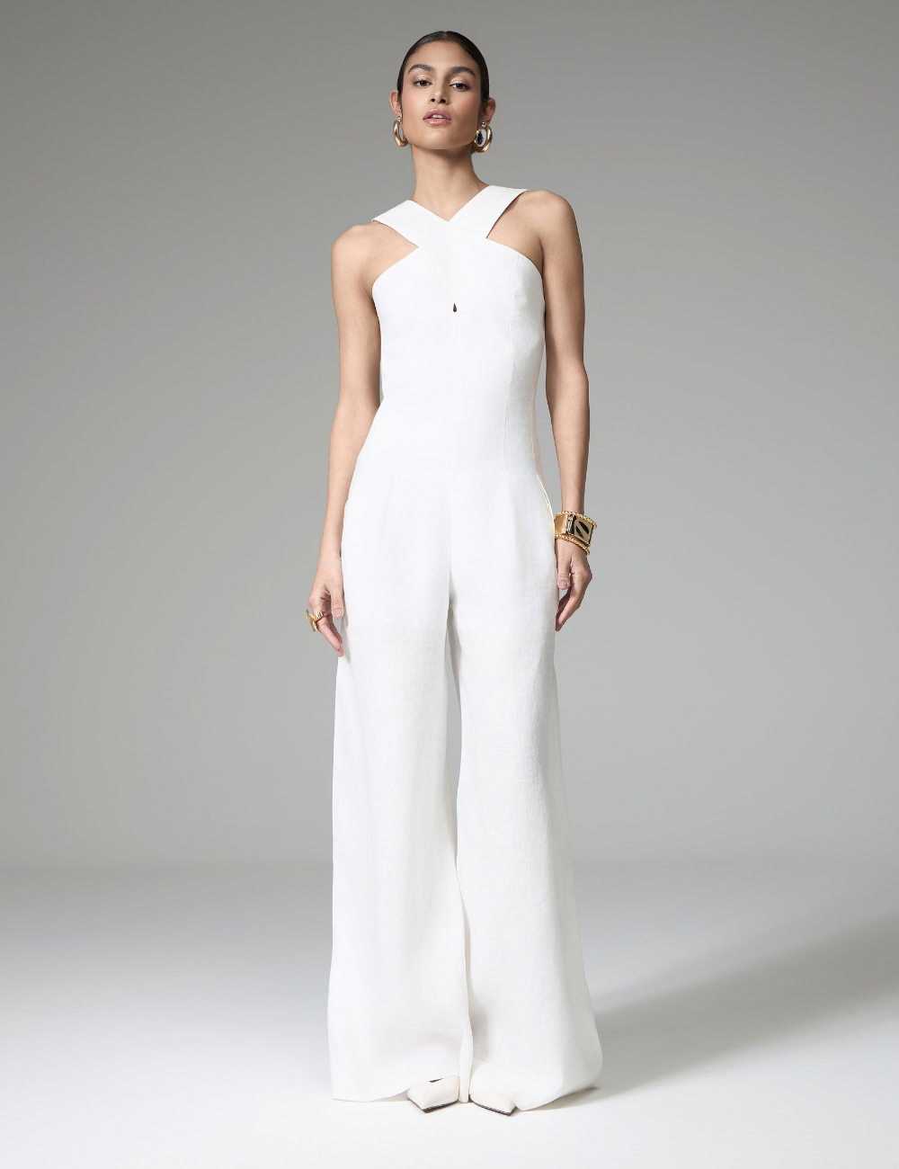 Macacão Off White em Linho