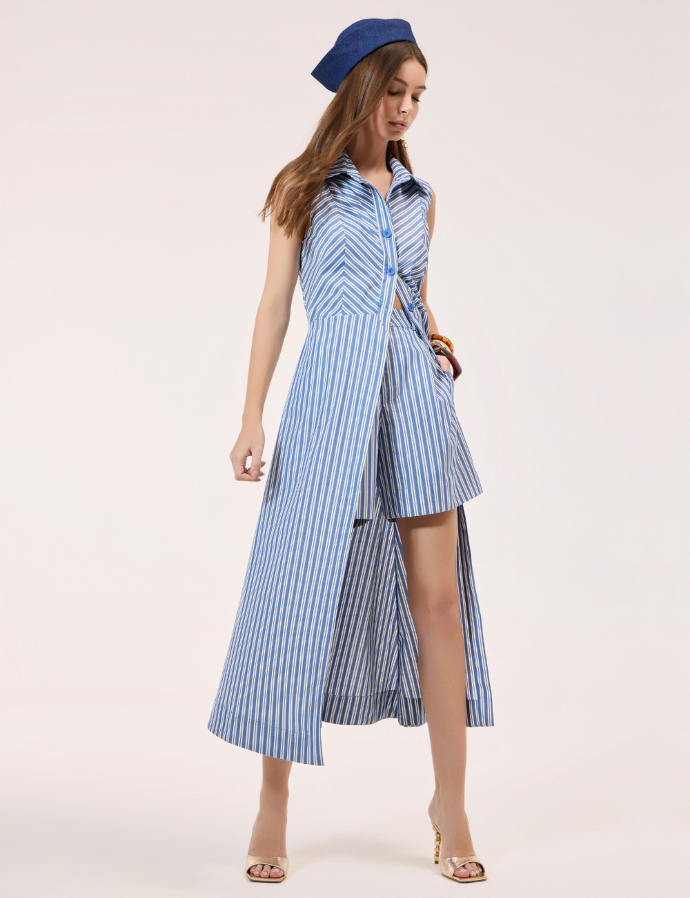 Conjunto Listrado Azul com Blusa e Short