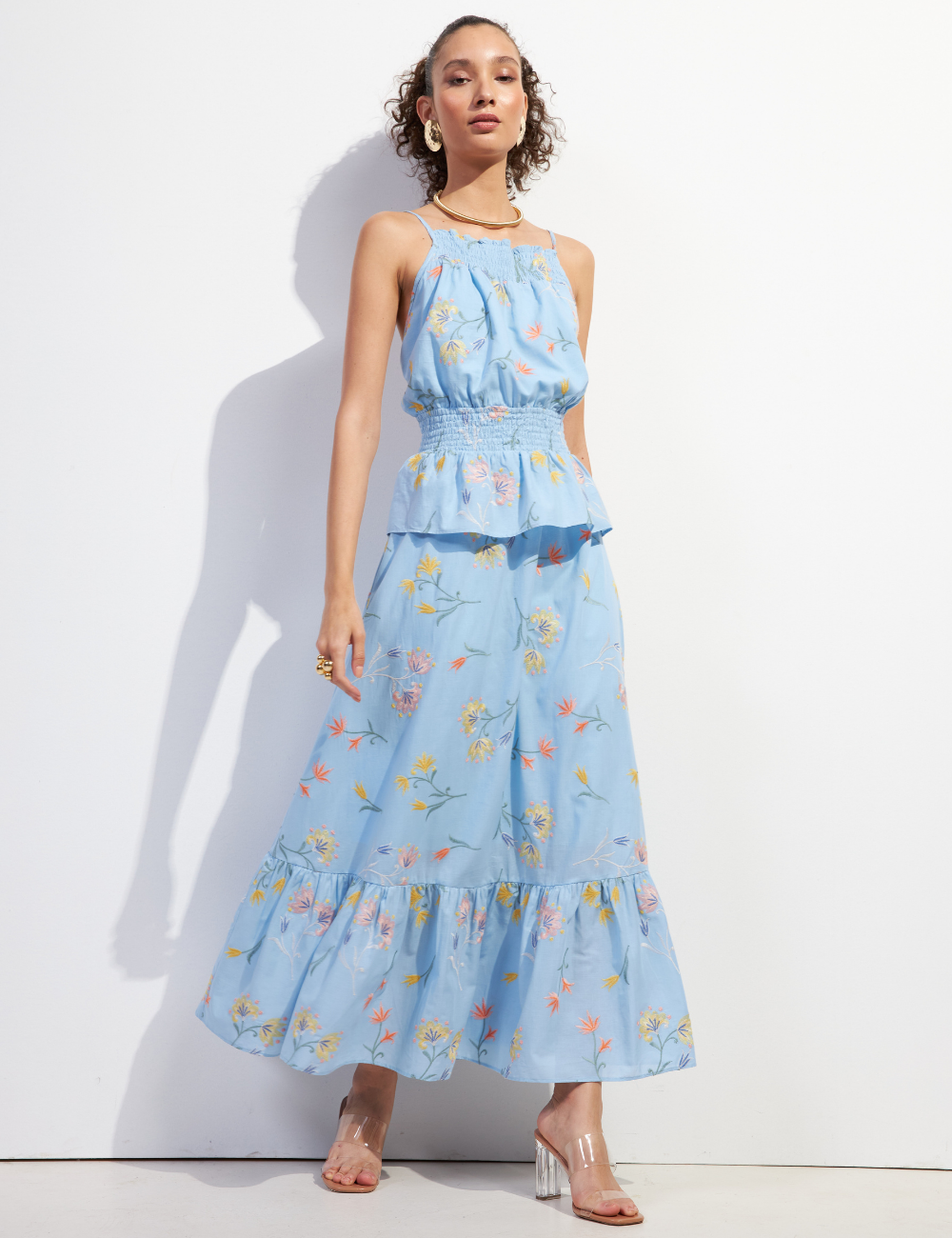Vestido Longo Azul Claro com Bordados