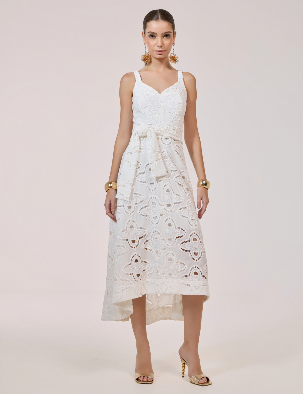 Vestido Off White Mullet com Bordados