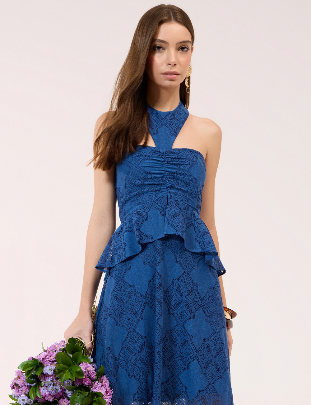Vestido Midi Marinho em Renda