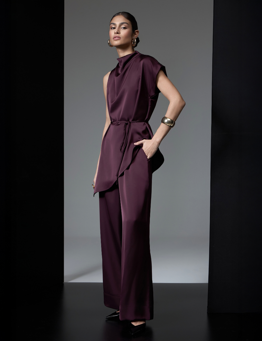 Conjunto Roxo Assimétrico em Cetim