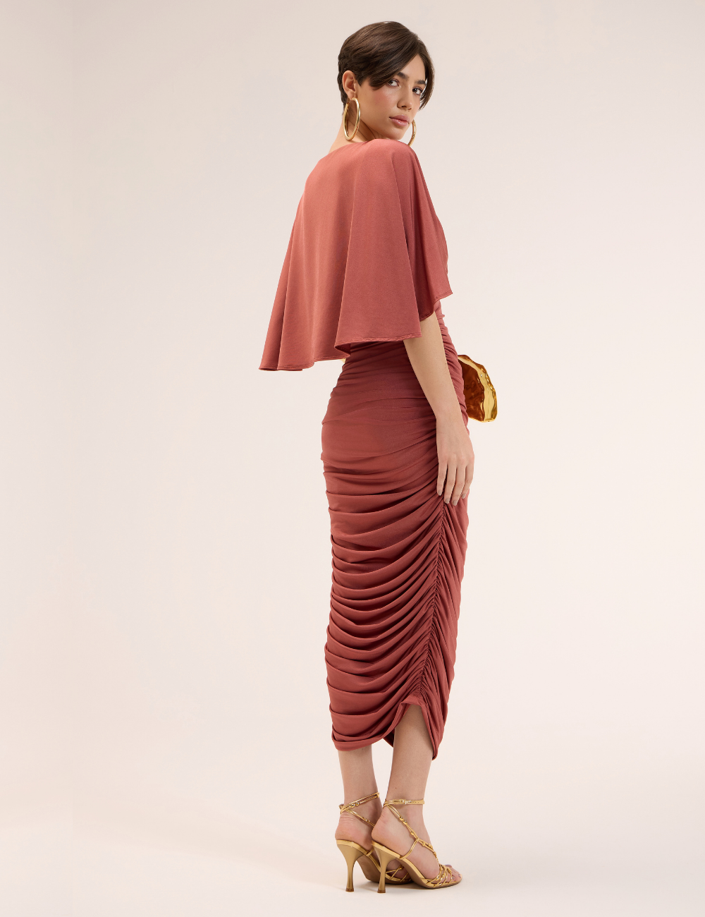 Vestido Caramelo Midi com Franzidos