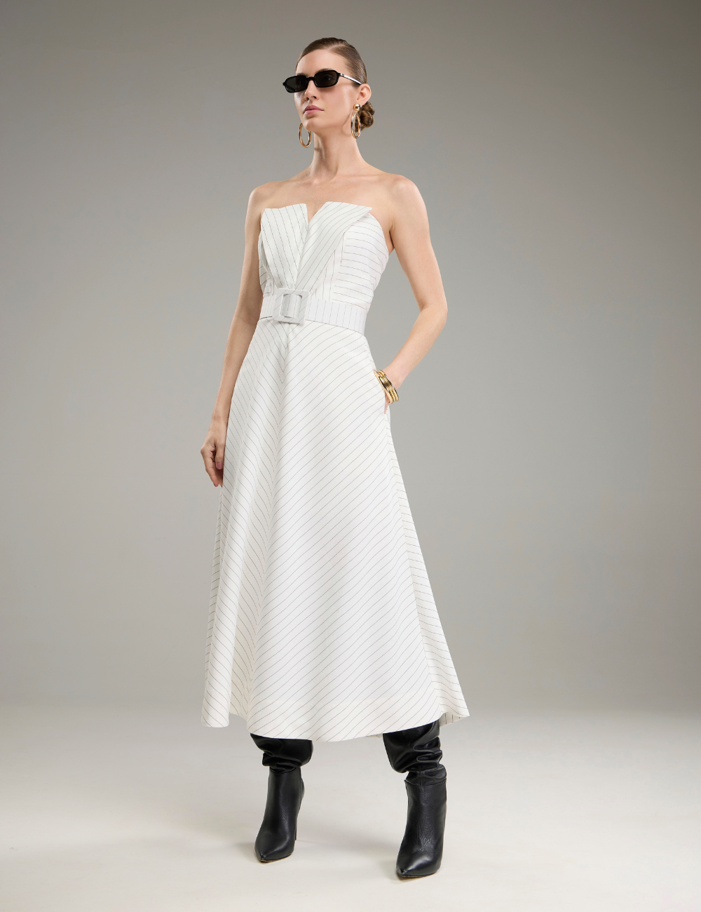 Vestido Midi Off White Risca de Giz