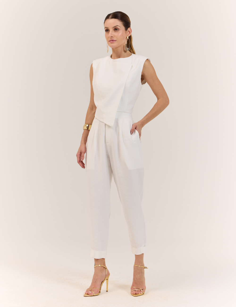 Conjunto Off White Assimétrico