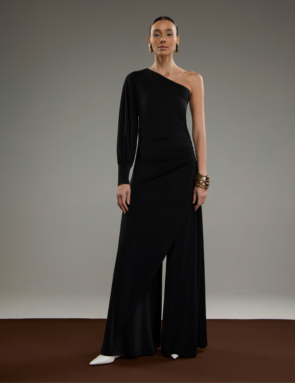 Conjunto Preto Assimétrico em Jersey