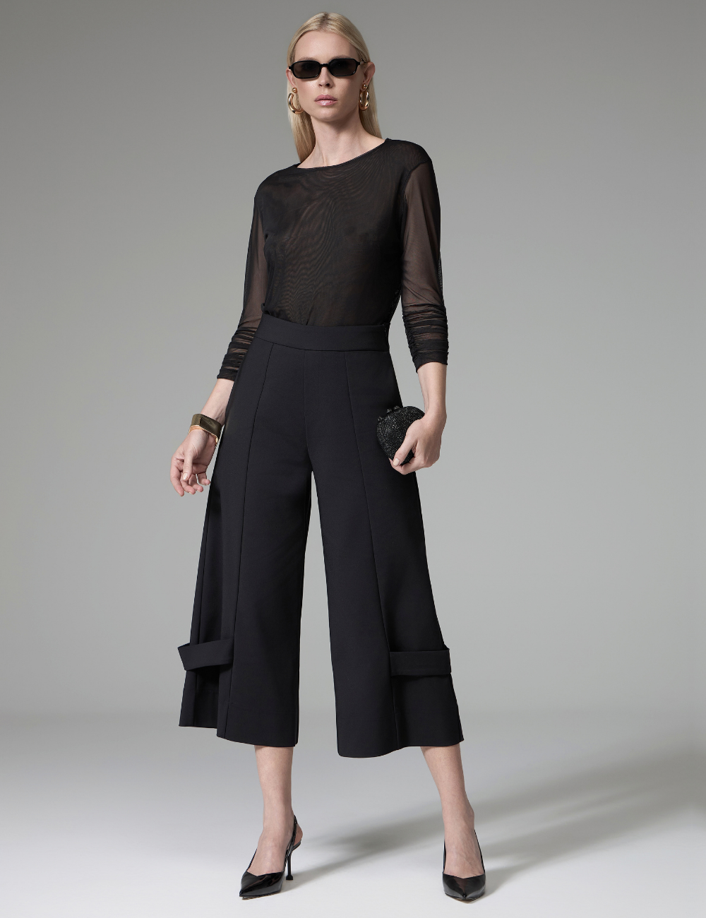 Calça Pantacourt Preta