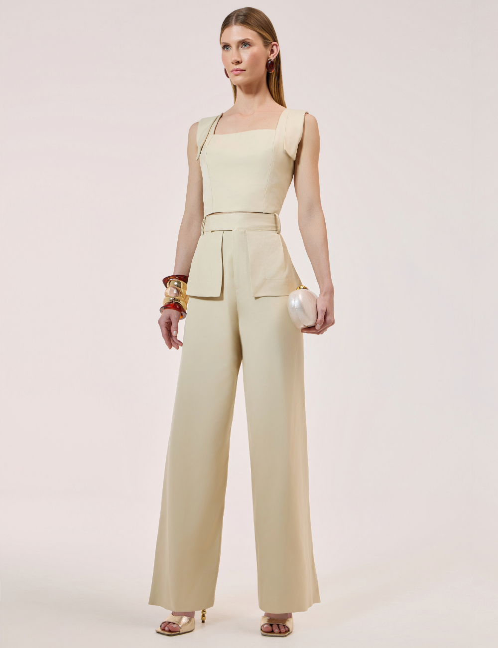 Conjunto Bege com Top e Calça