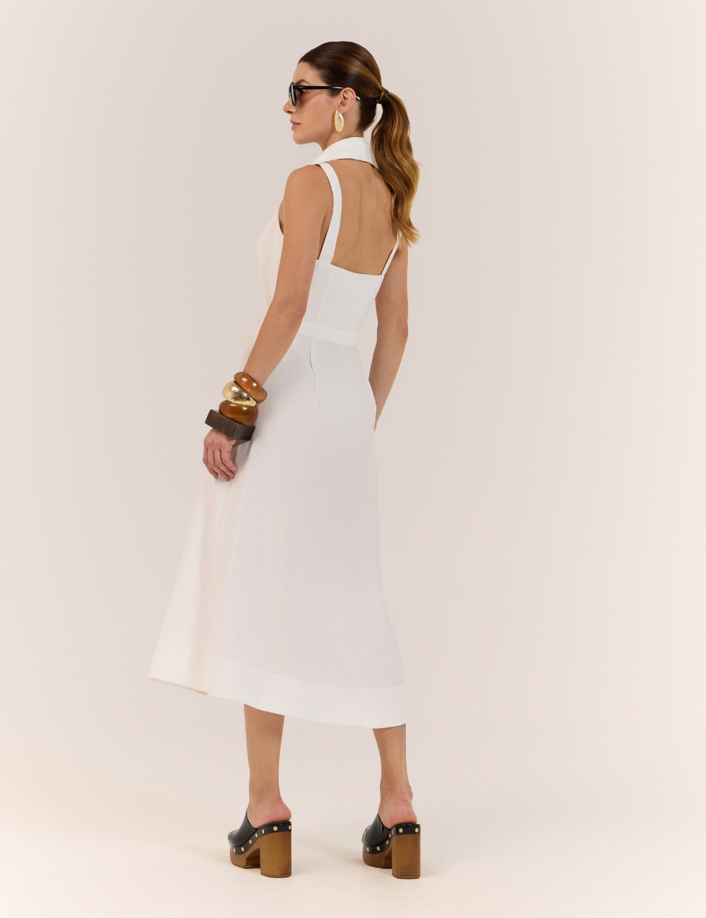 Vestido Midi Off White com Faixa