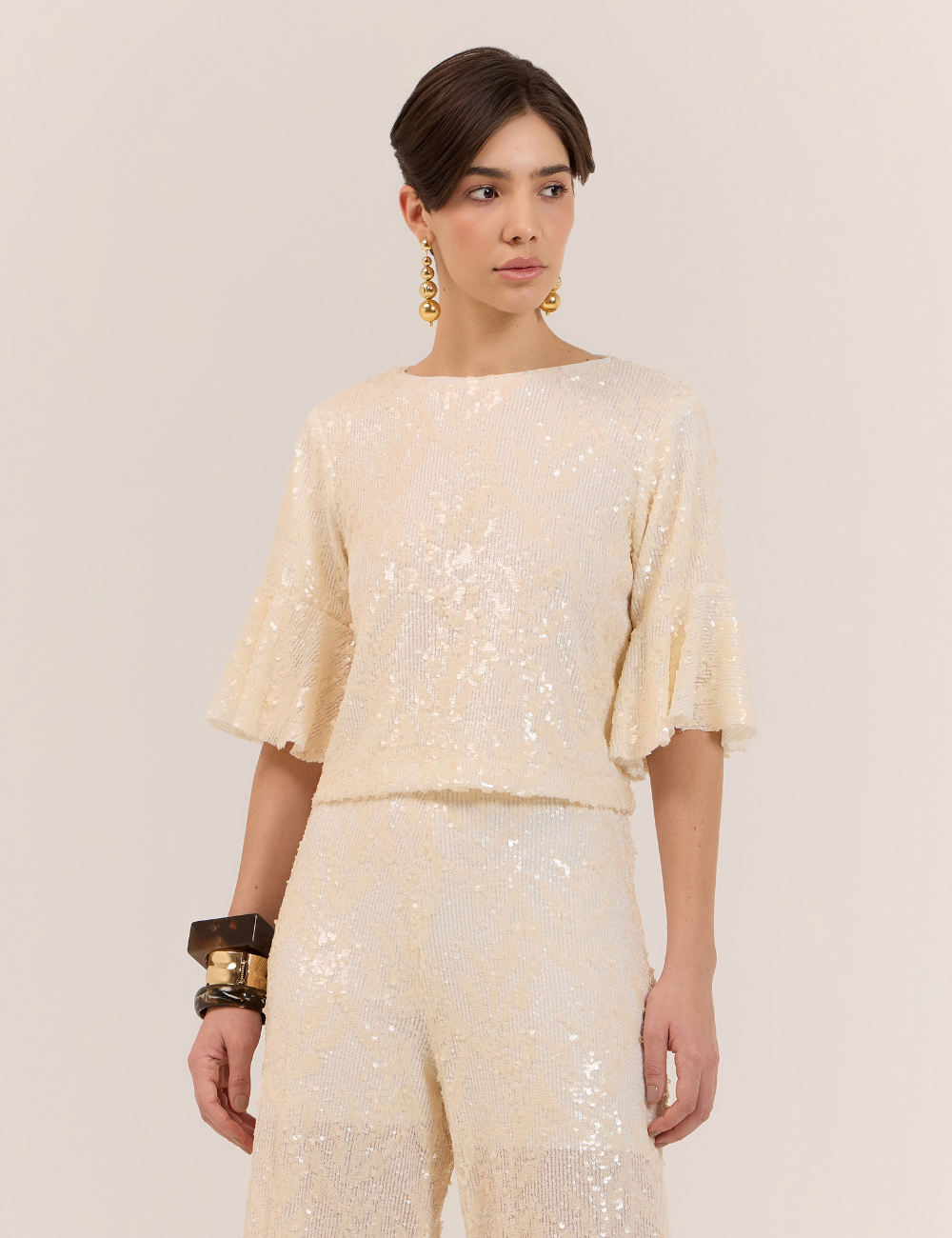 Blusa Off White em Paetês