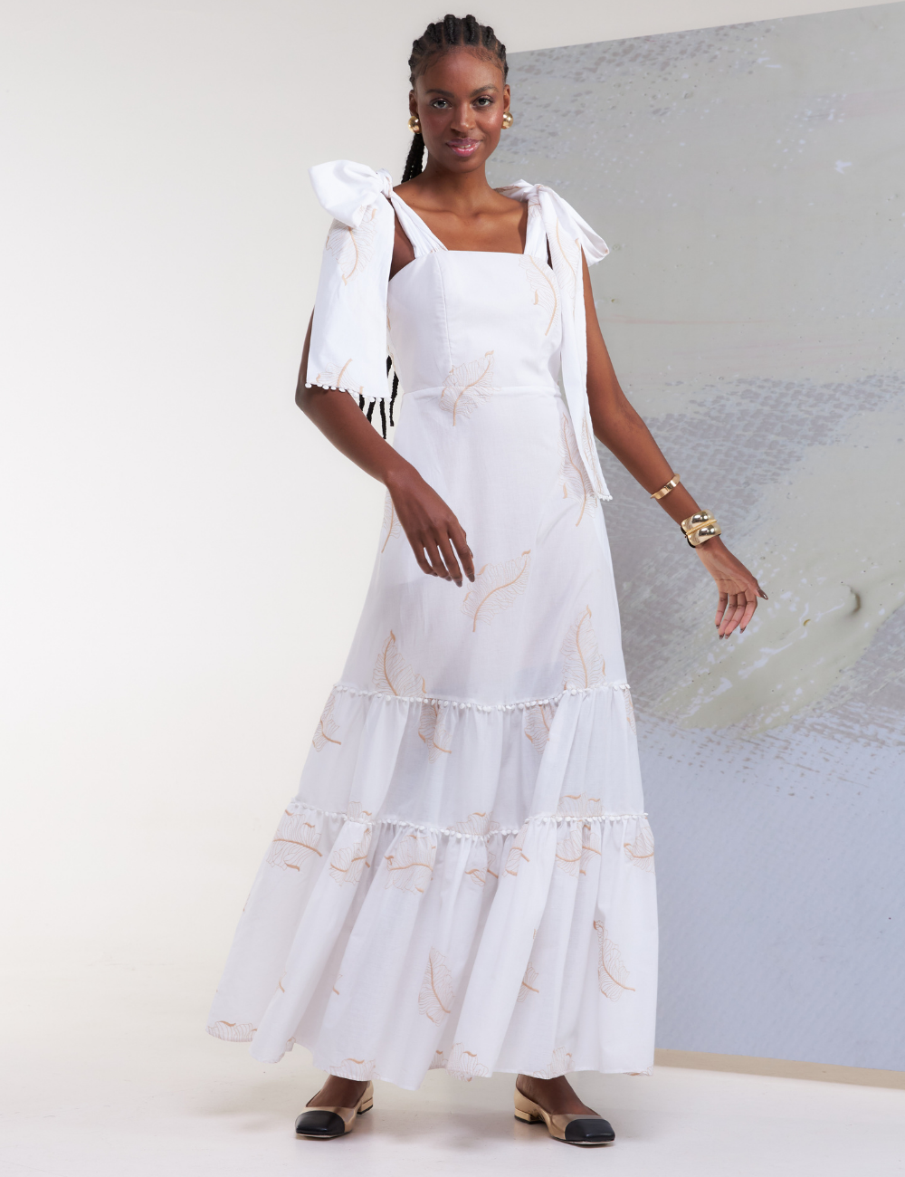 Vestido Longo Off White com Bordados