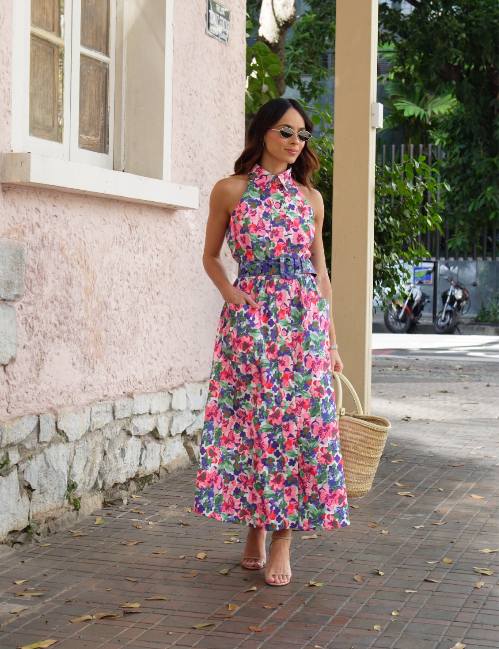 Vestido Longo Floral Rosa com Bolsos